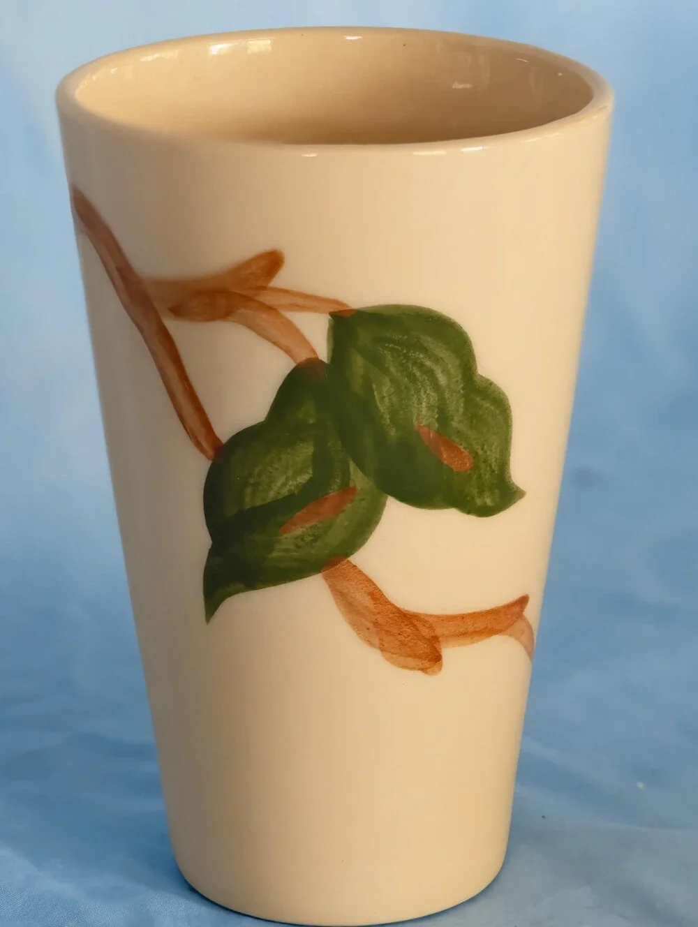 Beautiful and Stunning Franciscan Apple Tumblers. Set of 6. Made In USA!